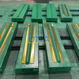 NP1315 BP1415 Impact Crusher Spare Parts Blow Bar