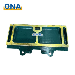 Jaw Crusher Spare Parts CJ412 CJ612 Manganese Deflector Plate