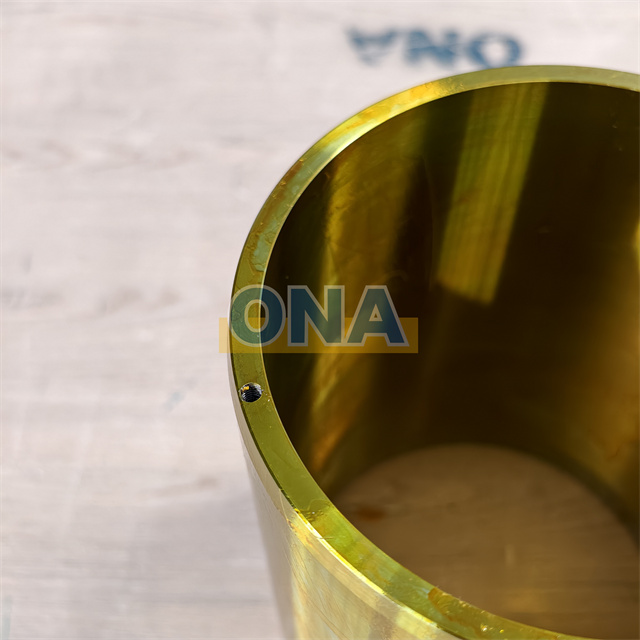 CS420 CH420 Cone Crusher Parts Main Shaft Sleeve ONA-442.6140-01